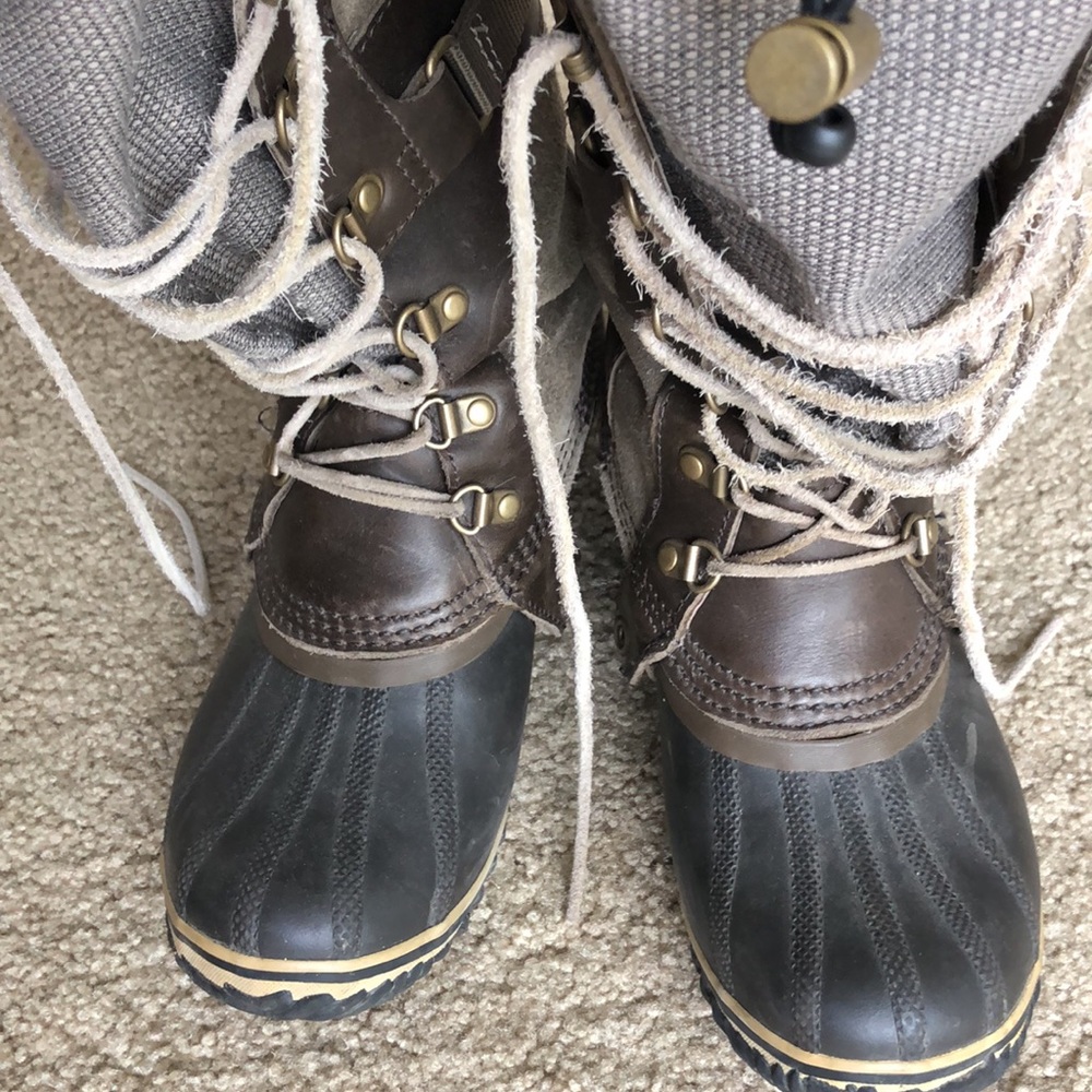 Sorel Conquest Carly Boots in Camo/Pebble - Picture 6 of 7